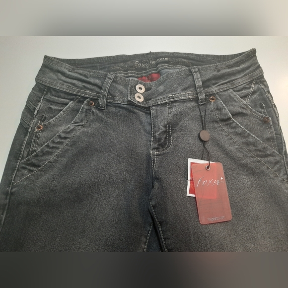 Foxy Jeans Retro Two Button - Picture 2 of 4